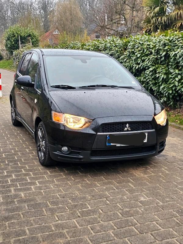 Gebraucht Mitsubishi Colt 95 PS (69 kW) 2010 Schwarz Kleinwagen