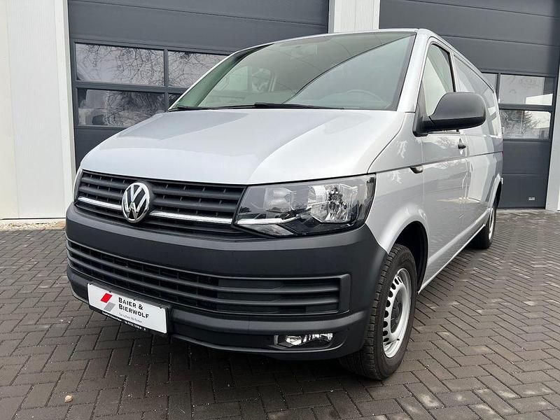 Gebraucht VW Transporter 150 PS (110 kW) 2019 Silber Van