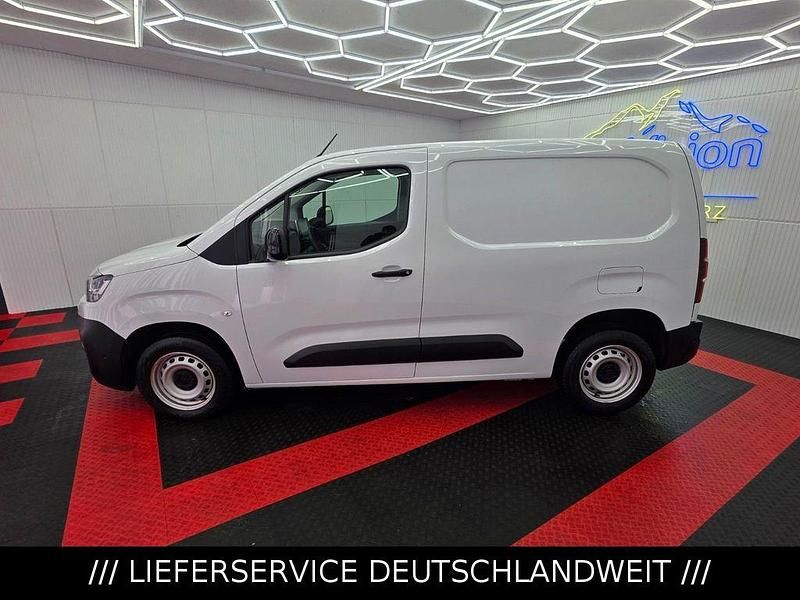 Gebraucht Citroën Berlingo Touch 102 PS (75 kW) 2023 Weiß Van / Kleinbus