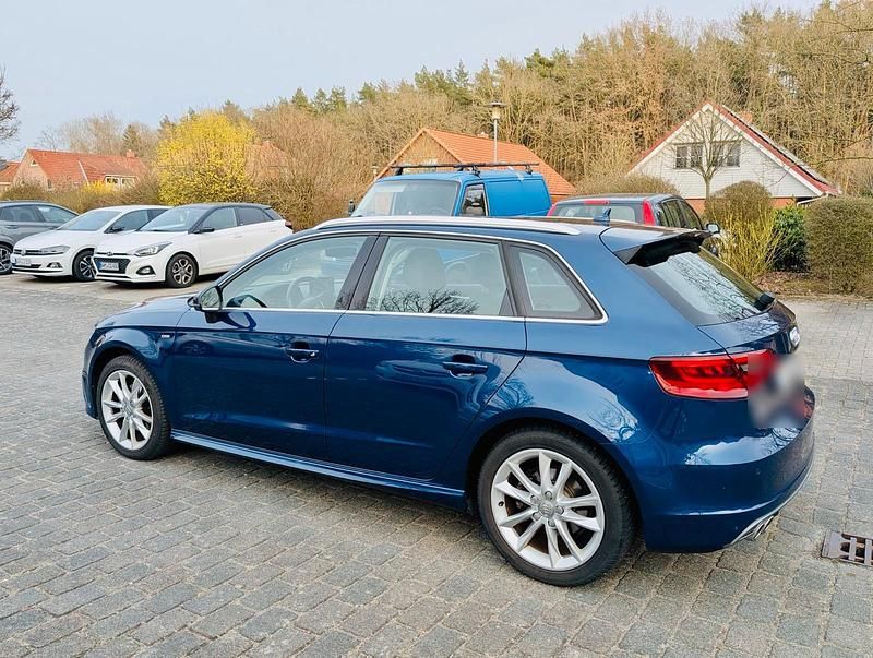 Gebraucht Audi A3 S-Line 150 PS (110 kW) 2015 Blau Kombi