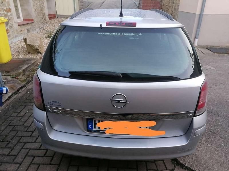 Gebraucht Opel Astra 125 PS (91 kW) 2004 Silber Kombi