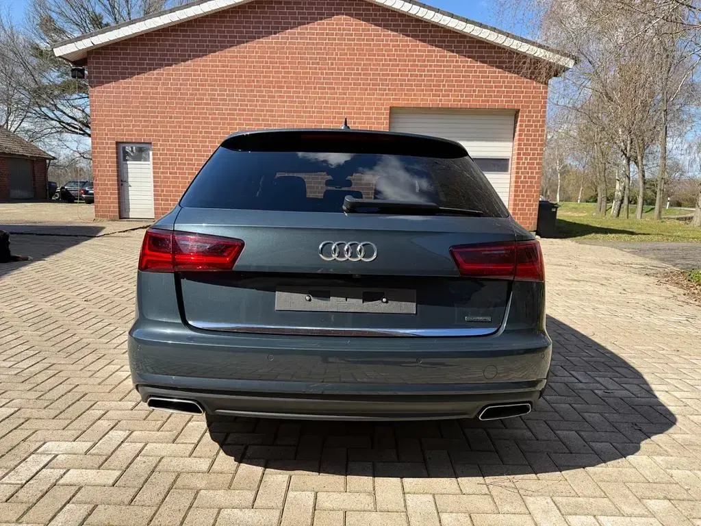 Gebraucht Audi A6 Ambiente 218 PS (160 kW) 2015 Grau Kombi