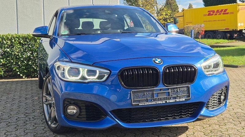 Blau Gebraucht 2017 BMW 118 M Sport Kleinwagen | 16.300 € (Guter Preis) - Bild 1/4