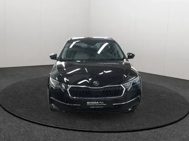 Gebraucht Skoda Octavia Selection 150 PS (110 kW) 2025 Schwarz Kombi