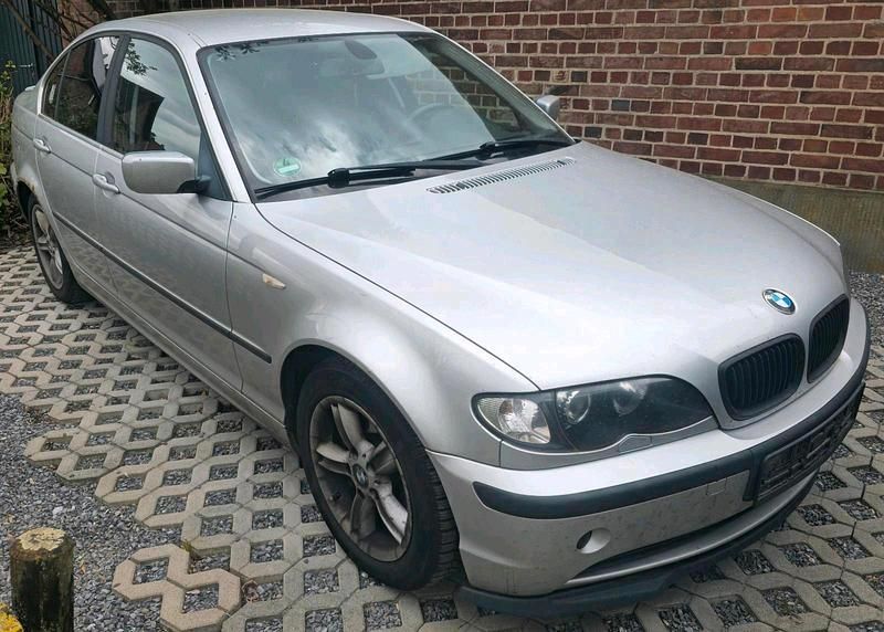 Gebraucht BMW 320 170 PS (125 kW) 2003 Silber Limousine