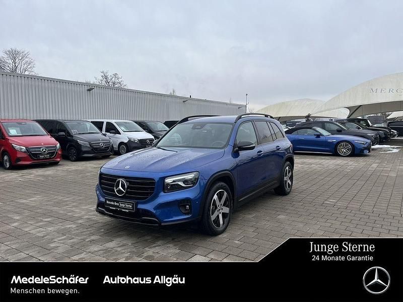 Blau Gebraucht 2024 Mercedes GLB220 Progressive SUV | 43.770 € (Fairer Preis) - Bild 1/4