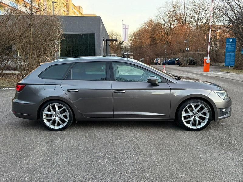 Gebraucht Seat Leon FR 185 PS (136 kW) 2015 Braun Kombi