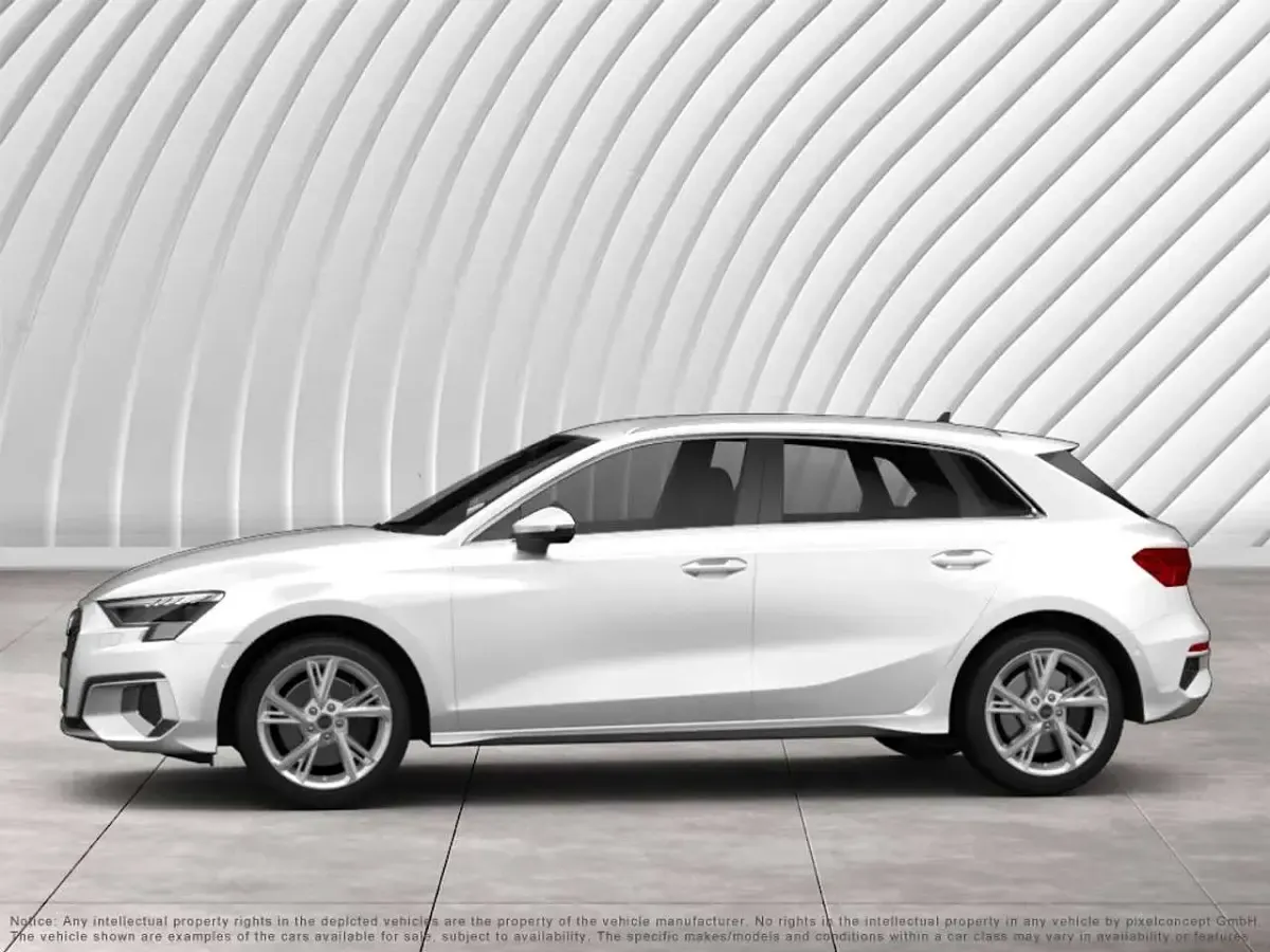Gebraucht Audi A3 Sport 110 PS (80 kW) 2023 Ibisweiß Limousine