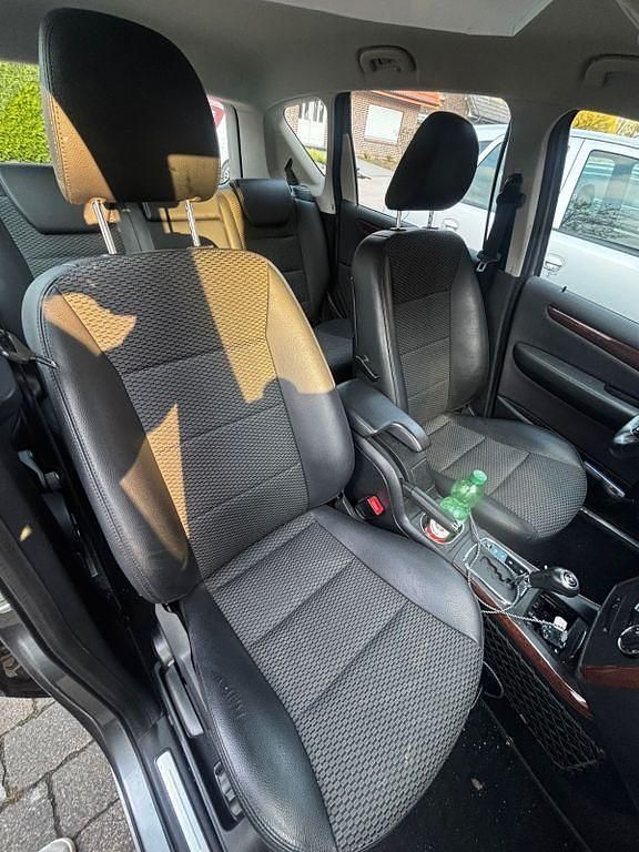 Gebraucht Mercedes A180 Elegance 109 PS (80 kW) 2011 Grau Van / Kleinbus