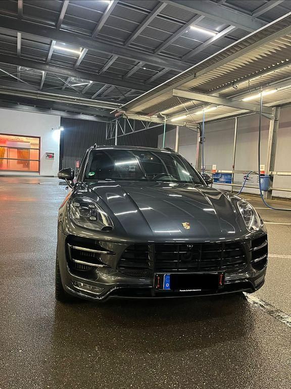 Gebraucht Porsche Macan Turbo Performance Package 441 PS (324 kW) 2018 Grau SUV