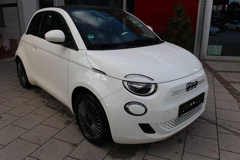 Weiß Gebraucht 2022 Fiat 500e Icon Cabrio | 17.900 € (Superpreis) - Bild 1/4
