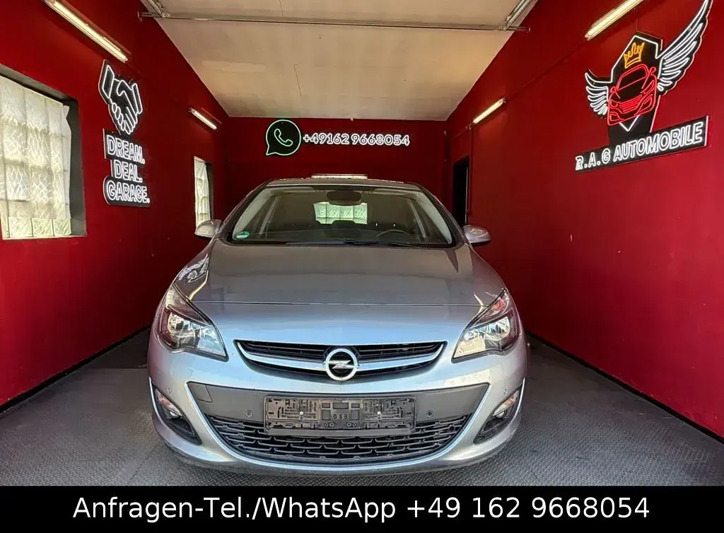 Gebraucht Opel Astra 120 PS (88 kW) 2015 Limousine