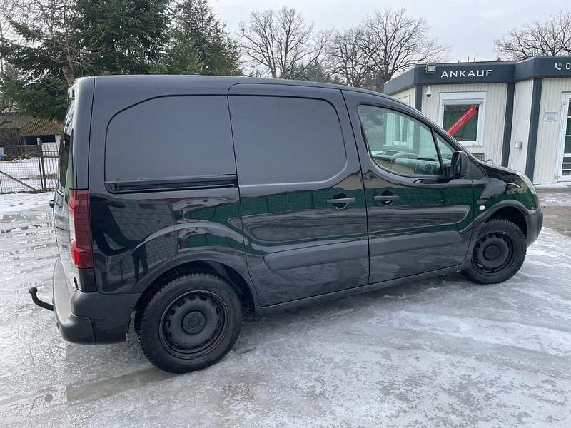 Gebraucht Citroën Berlingo 120 PS (88 kW) 2017 Schwarz Van / Kleinbus