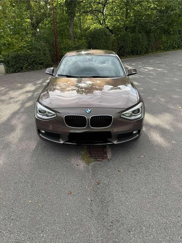 Braun Gebraucht 2014 BMW 118 Kleinwagen | 8.600 € (Guter Preis) - Bild 1/4