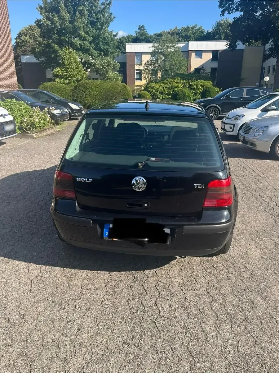Gebraucht VW Golf IV 90 PS (66 kW) 2003 Schwarz Limousine