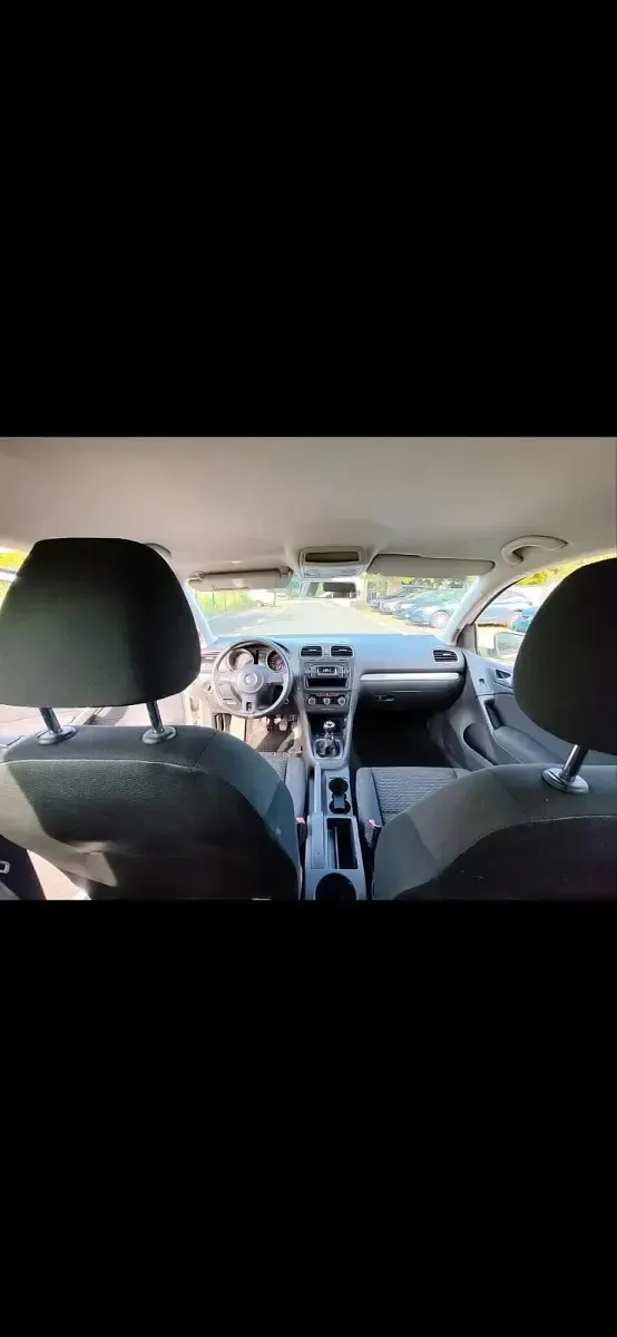 Gebraucht VW Golf VI 86 PS (63 kW) 2011 Weiß Kleinwagen