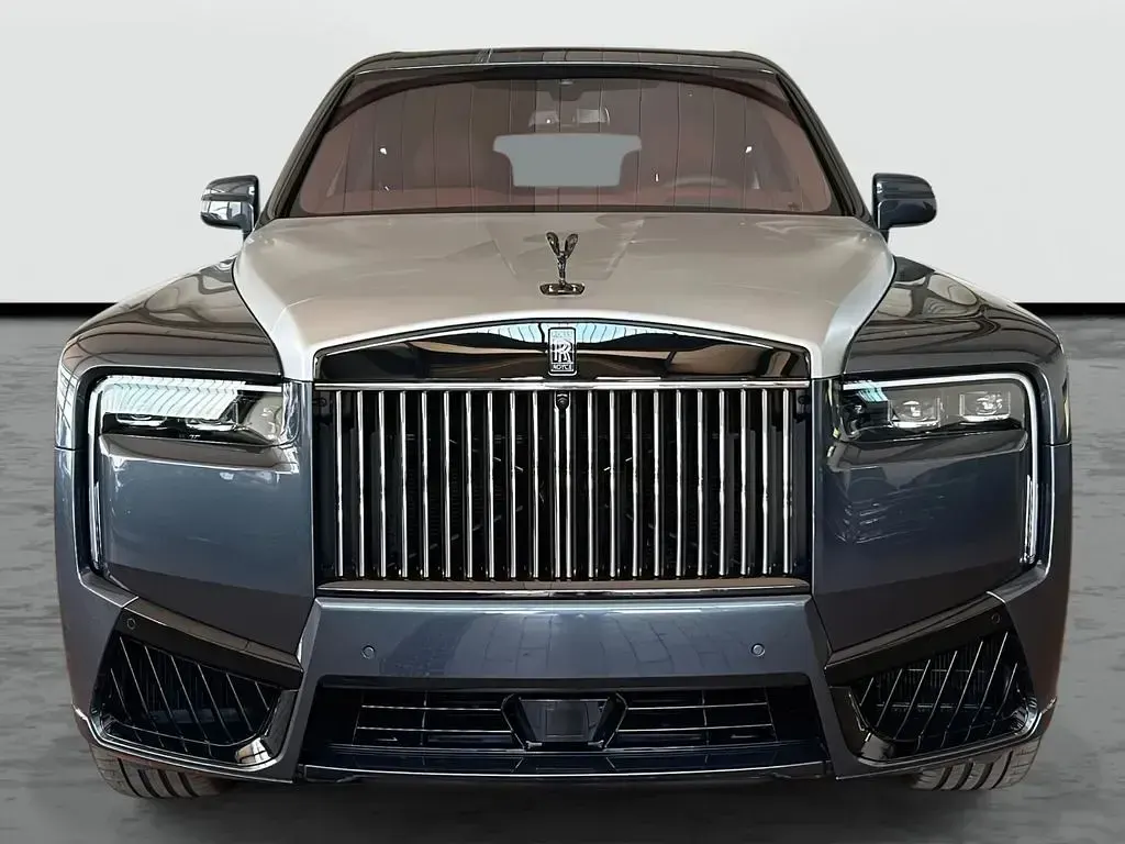 Neu Rolls Royce Cullinan 544 PS (400 kW) 2026 Grau SUV