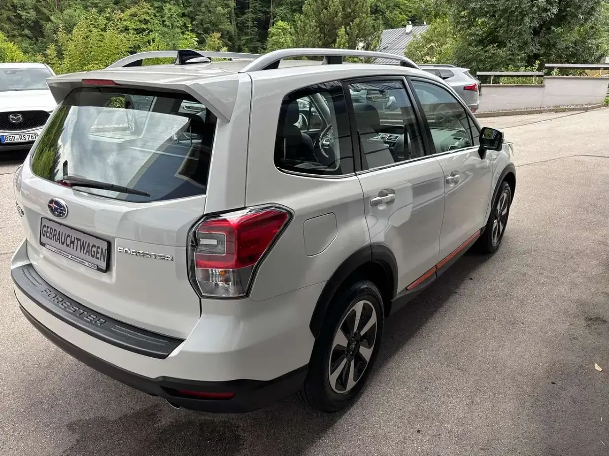 Gebraucht Subaru Forester Exclusive+ 150 PS (110 kW) 2019 Crystal white pearl (k1x) SUV