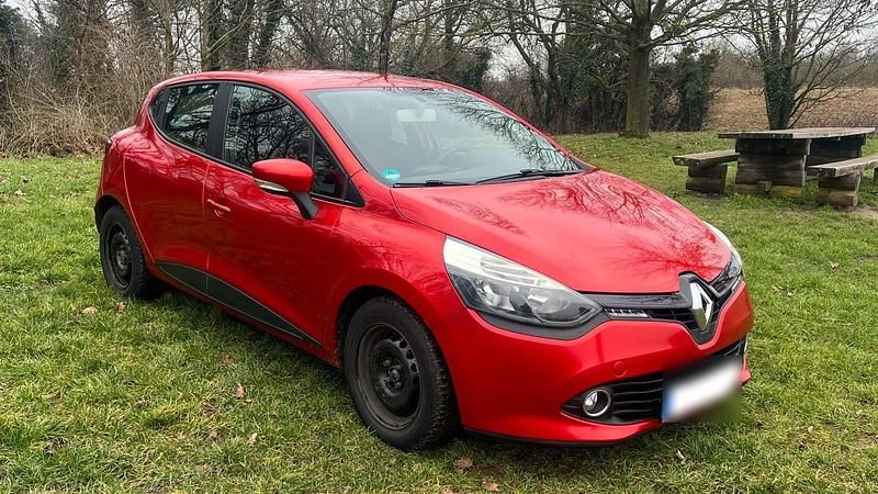 Gebraucht Renault Clio IV 90 PS (66 kW) 2014 Rot Kleinwagen