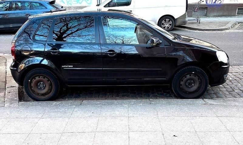 Second-hand VW Polo 60 CP (44 kW) 2008 Negru Hatchback