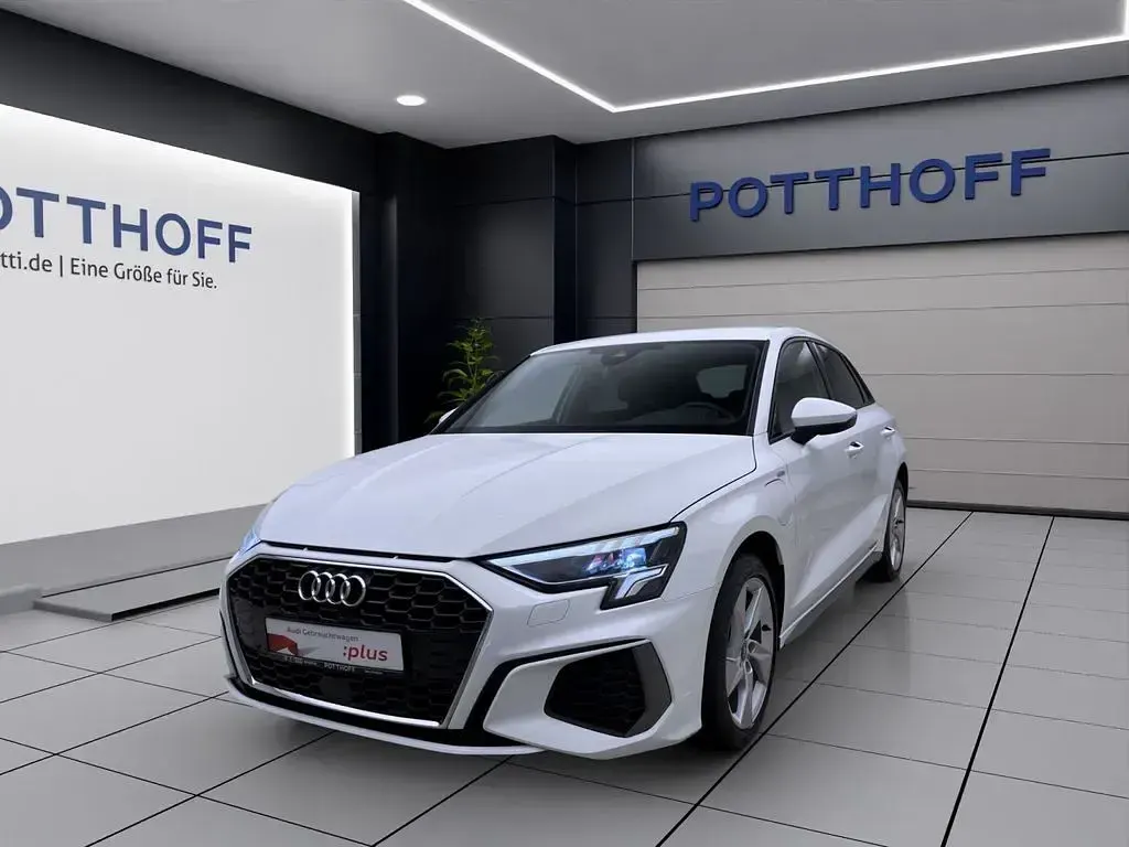 Gebraucht Audi A3 S-Line 204 PS (150 kW) 2023 Ibisweiß Limousine