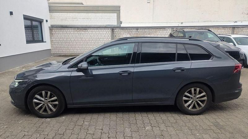 Gebraucht VW Golf VII Style 150 PS (110 kW) 2021 Grau Kleinwagen