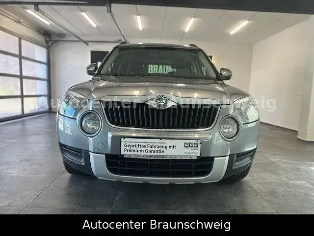 Gebraucht Skoda Yeti Active 122 PS (89 kW) 2013 Grau SUV