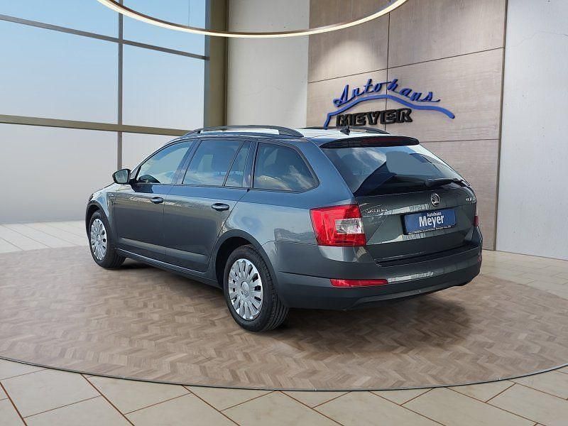 Gebraucht Skoda Octavia 150 PS (110 kW) 2016 Grau Kleinwagen