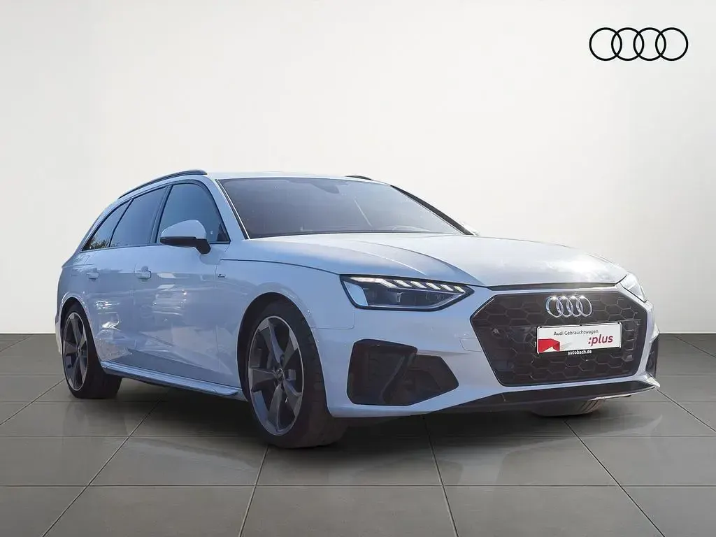 Gebraucht Audi A4 S-Line 286 PS (210 kW) 2023 Ibisweiß Kombi