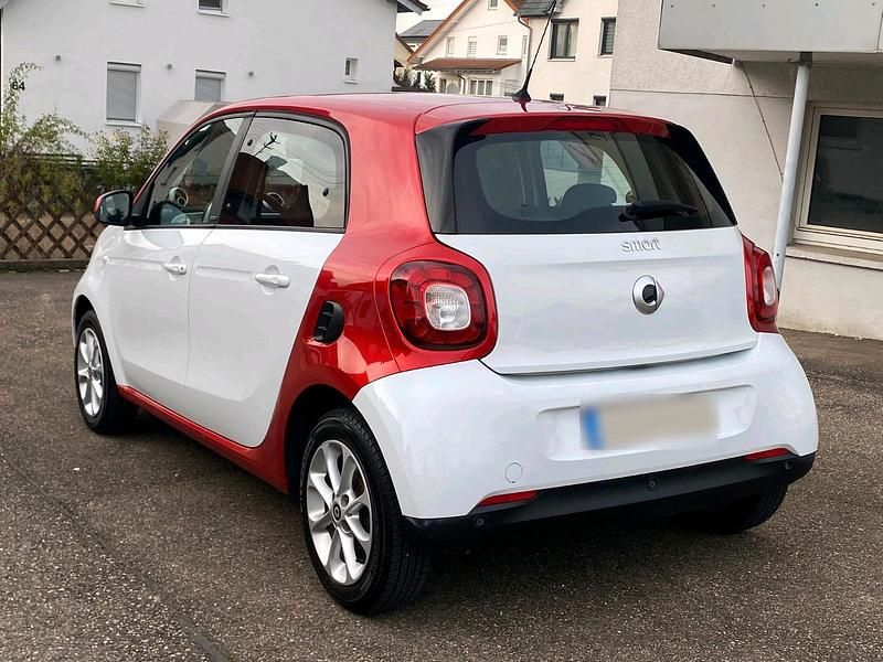 Gebraucht Smart ForFour 71 PS (52 kW) 2016 Weiß Kleinwagen