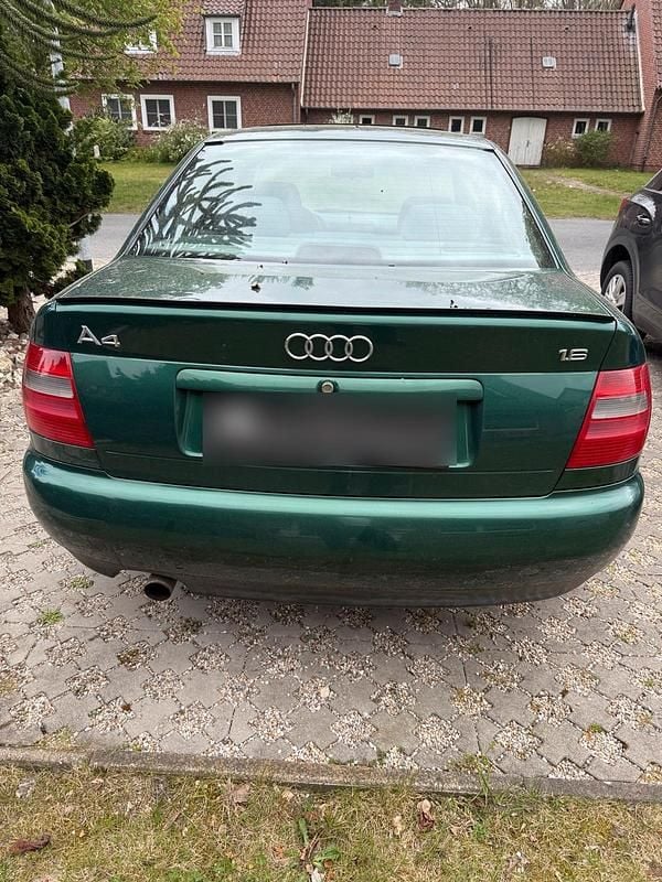 Usata Audi A4 101 CV (74 kW) 1997 Verde Berlina