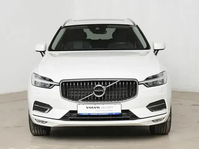 Gebraucht Volvo XC60 Inscription 235 PS (172 kW) 2021 Crystal weißperleffekt SUV