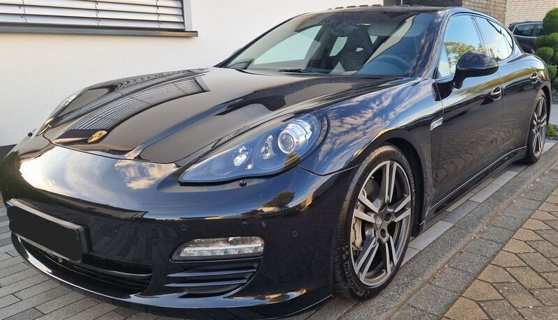 Schwarz Gebraucht 2012 Porsche Panamera 4S Chrono Limousine | 28.990 € (Guter Preis) - Bild 1/4