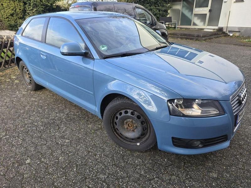 Gebraucht Audi A3 Ambiente 140 PS (102 kW) 2009 Blau Kleinwagen