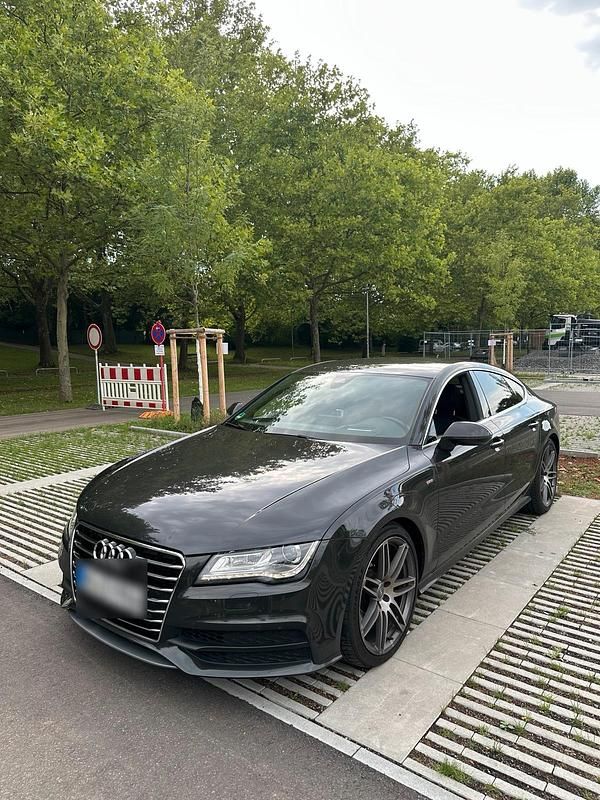 Grau Gebraucht 2014 Audi A7 Sportback S-Line Kleinwagen | 14.000 € (Superpreis) - Bild 1/4