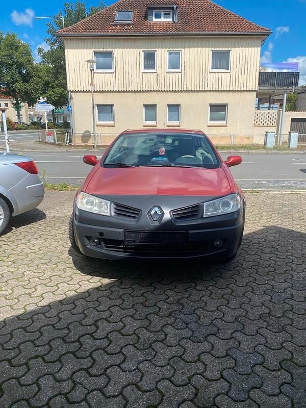 Rot Gebraucht 2007 Renault Mégane Cabriolet Cabrio | 1.490 € - Bild 1/4