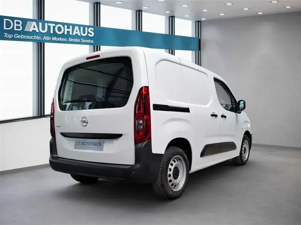 Gebraucht Opel Combo Edition 102 PS (75 kW) 2022 Weiß Van / Kleinbus