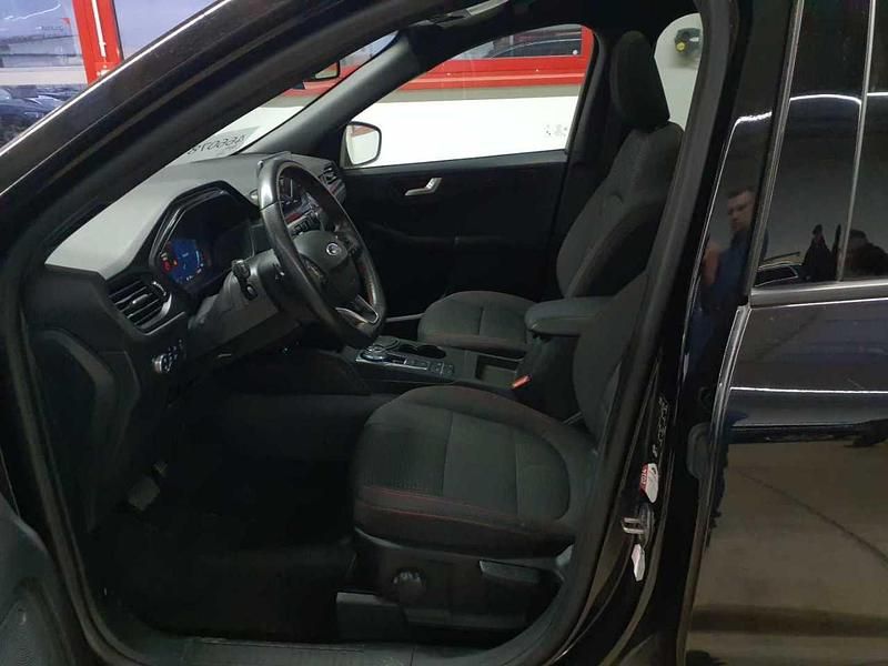 Gebraucht Ford Kuga ST-Line 120 PS (88 kW) 2021 Obsidianschwarz metallic SUV