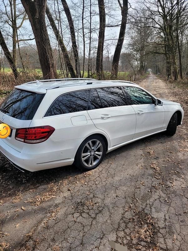 Second-hand Mercedes E250 204 CP (150 kW) 2013 Alb Break