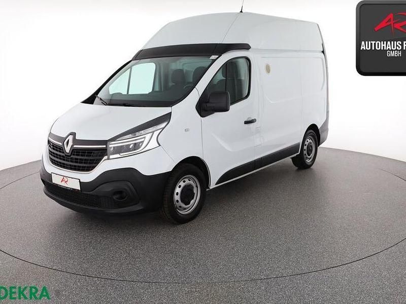 Gebraucht Renault Trafic 146 PS (107 kW) 2021 Weiß Van / Kleinbus