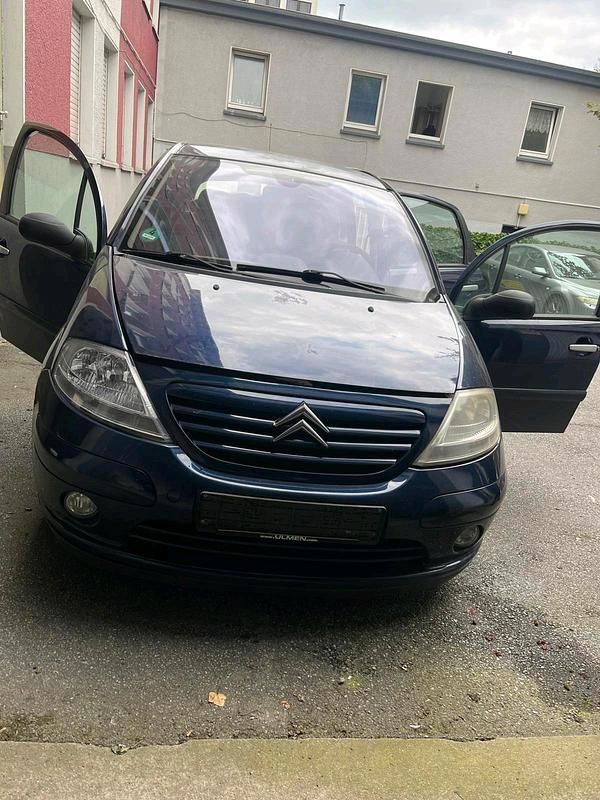 Blau Gebraucht 2003 Citroën C3 Kleinwagen | 400 € (Superpreis) - Bild 1/4