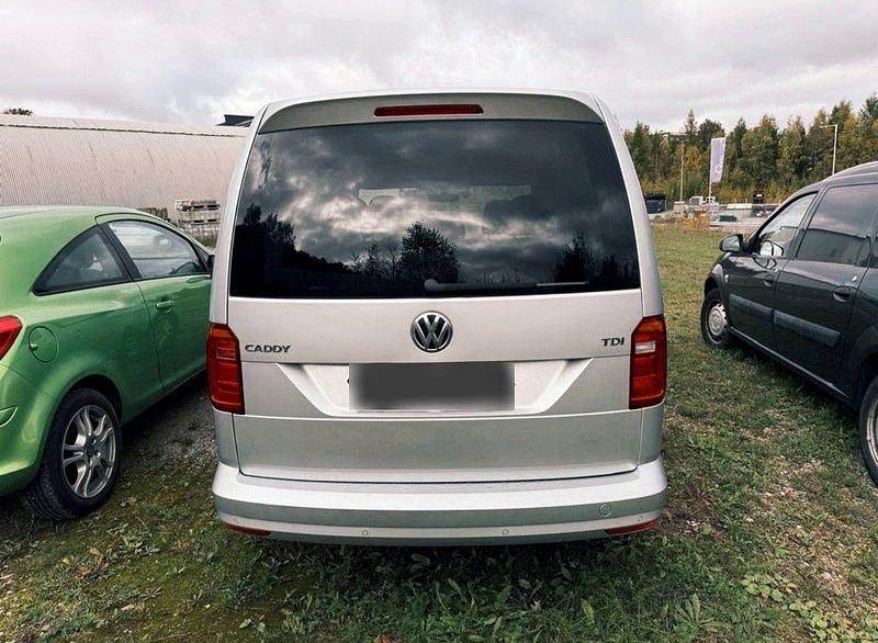 Gebraucht VW Caddy 102 PS (75 kW) 2016 Silber Van / Kleinbus