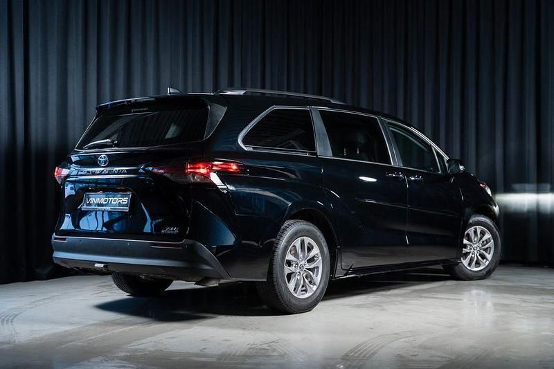 Gebraucht Toyota Sienna 250 PS (183 kW) 2022 Schwarz Van / Kleinbus