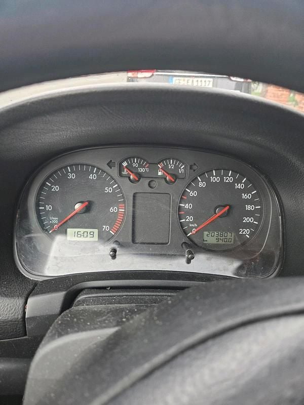 Gebraucht VW Golf III 75 PS (55 kW) 1999 Rot Kleinwagen