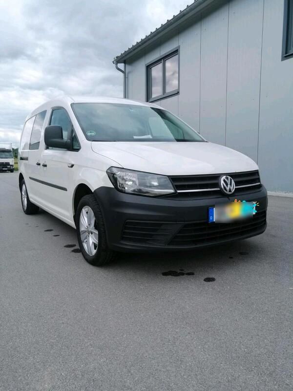 Weiß Gebraucht 2017 VW Caddy Maxi Van / Kleinbus | 11.200 € (Guter Preis) - Bild 1/4