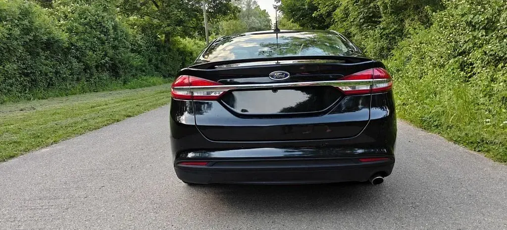 Gebraucht Ford Fusion 262 PS (192 kW) 2017 Schwarz Limousine
