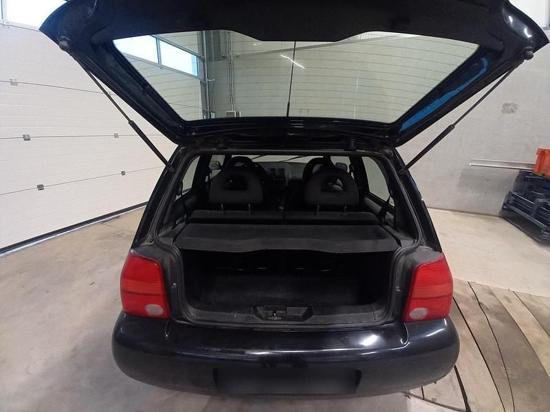 Gebraucht VW Lupo 60 PS (44 kW) 2002 Schwarz Kleinwagen