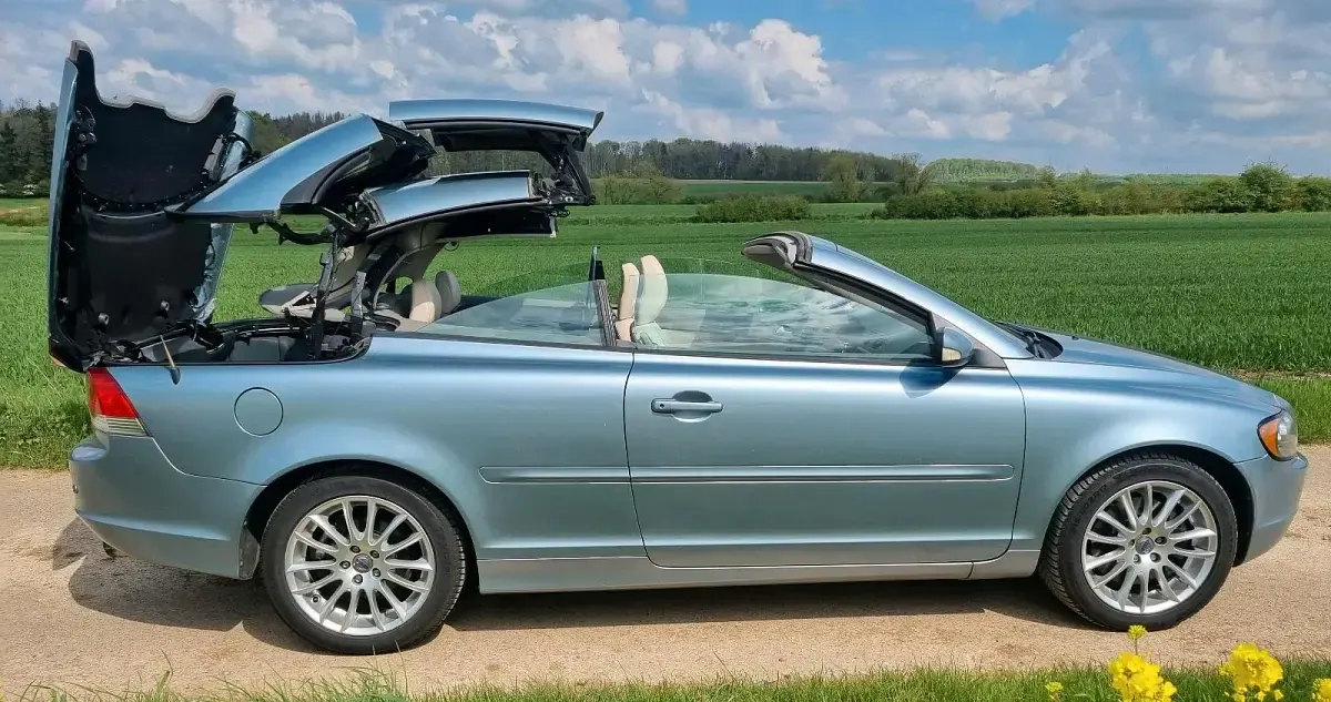 Używany Volvo C70 220 KM (161 kW) 2007 Niebieski Kabriolet