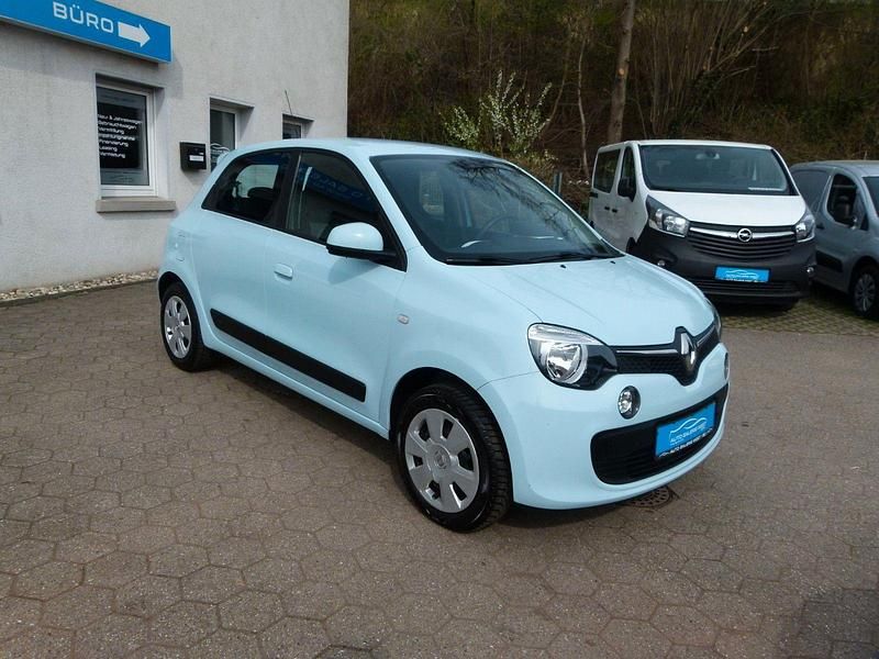 Second-hand Renault Twingo Expression 71 CP (52 kW) 2014 Albastru Hatchback