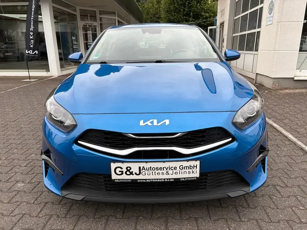 Gebraucht Kia Ceed Vision 160 PS (117 kW) 2022 Blau Kleinwagen